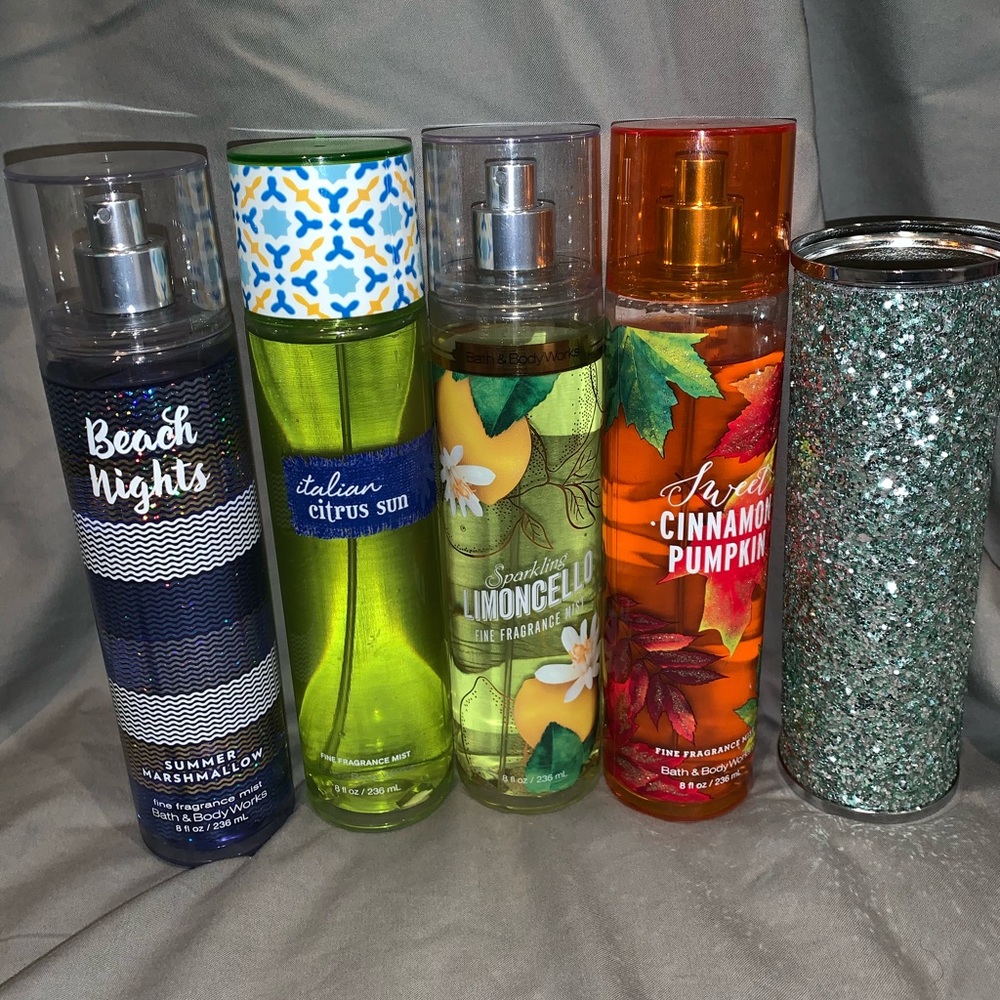 Bath and body works 4 pack body mist and holder